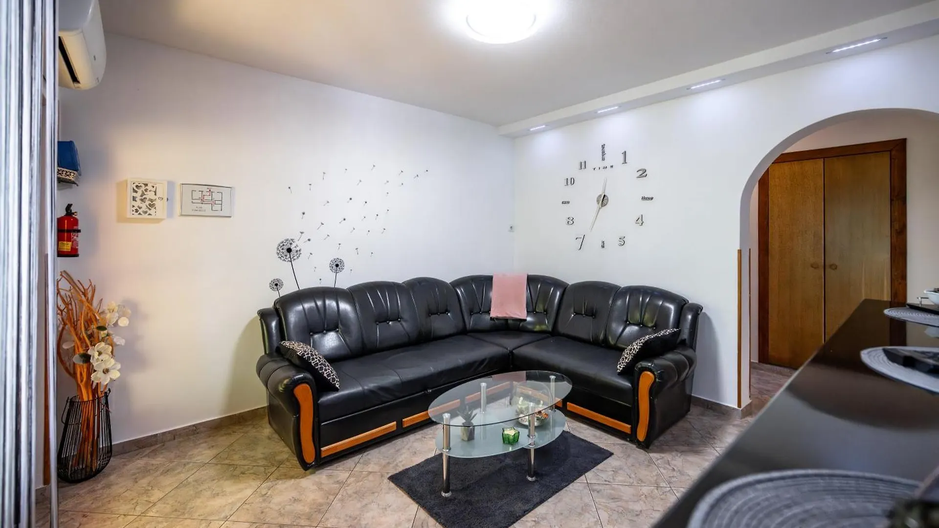 *** Gasthof E-M Apartments With Private Pool Vinkuran Kroatien