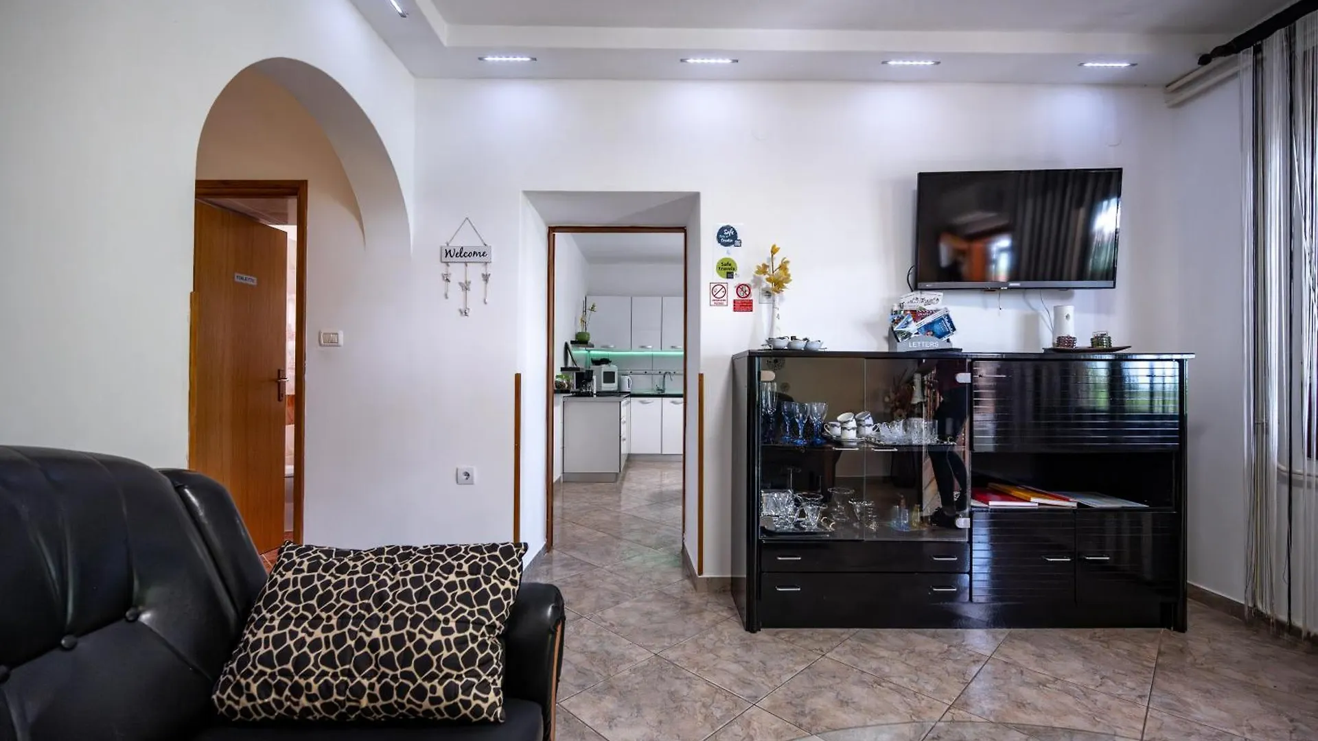 E-M Apartments With Private Pool Vinkuran Kroatien