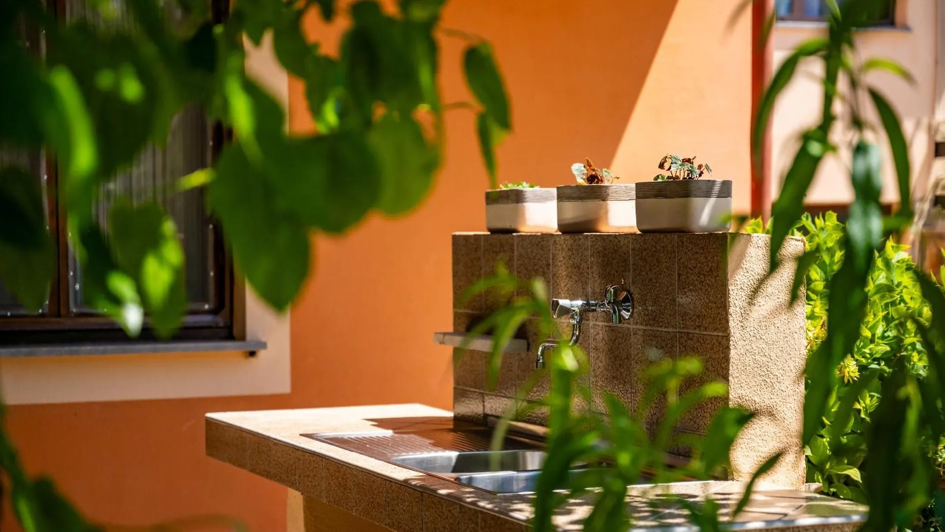 Gasthof E-M Apartments With Private Pool Vinkuran