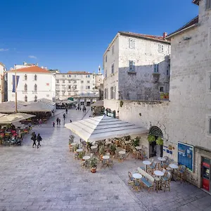 **** Hotel Judita Palace Heritage Kroatien