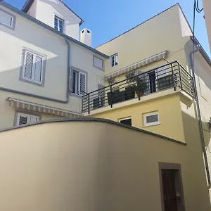 apartment-and-room-marija.primorje-gorskikotar.com/