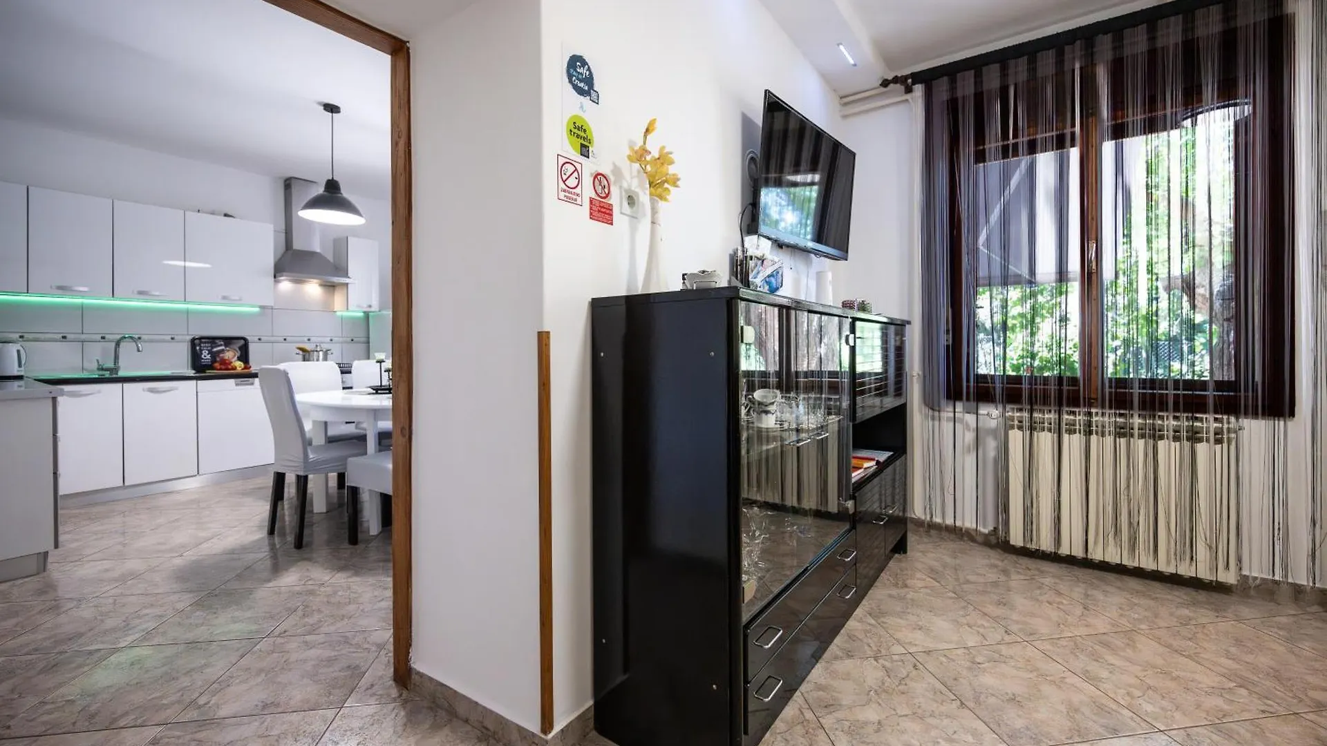 E-M Apartments With Private Pool Vinkuran 3*,  Croatia